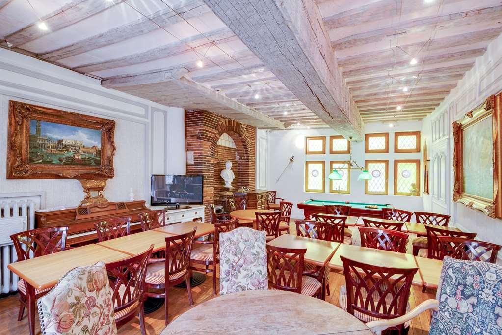 Brit Hotel Comtes De Champagne - Troyes Centre Historique レストラン 写真